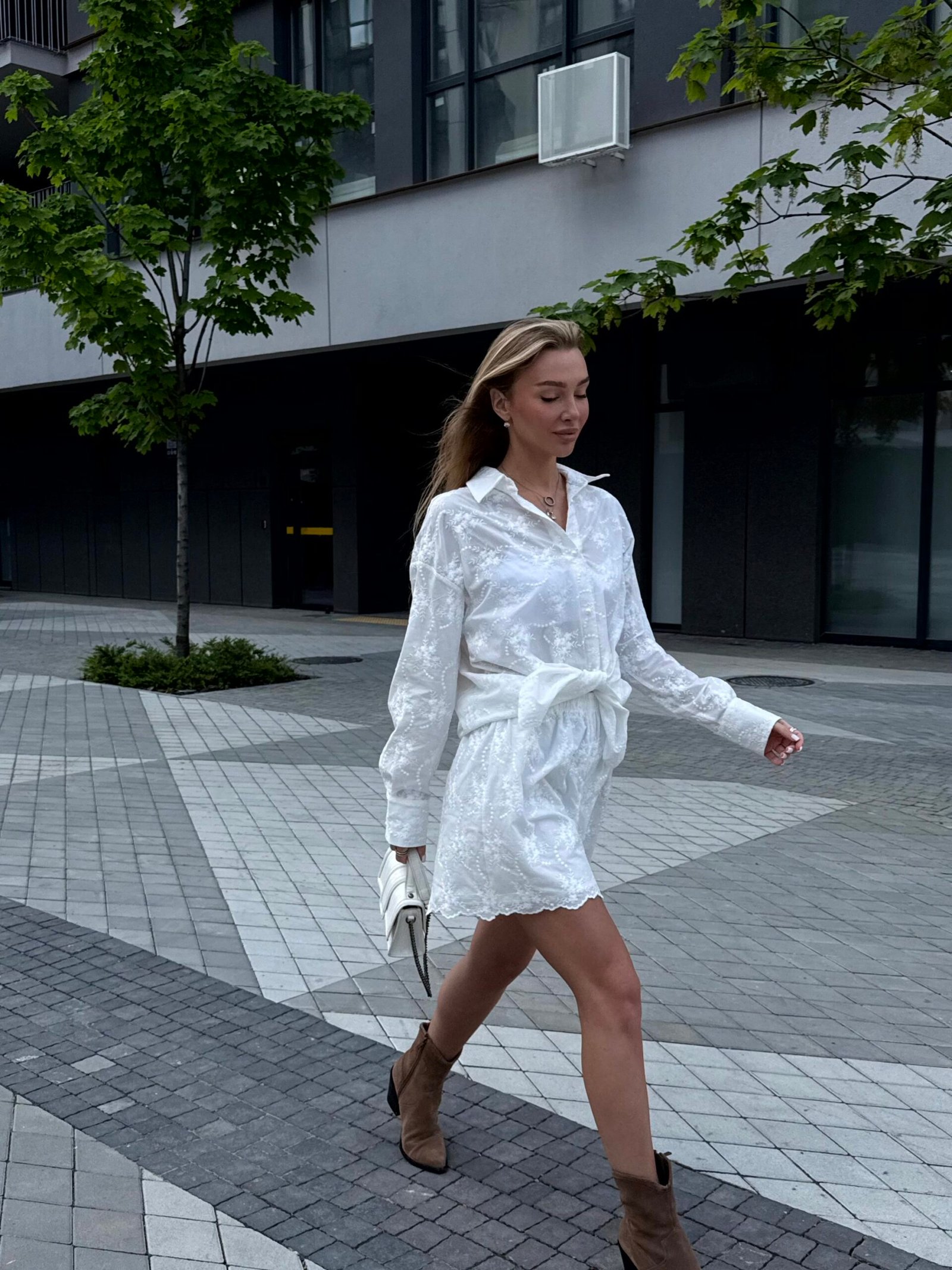 Костюм кимоно та шорти, батист з вишивкою