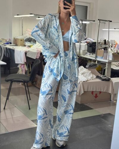 Сорочка вільного крою з принтом