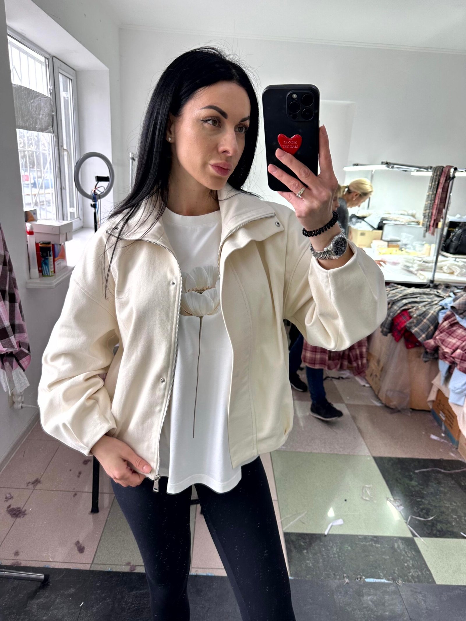 Бомбер з оксамитовим напиленням